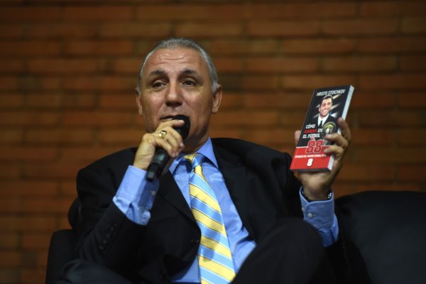 长富资本 世俱杯遭批评! 斯托伊奇科夫回击: 每年赚2000万时怎么不抱怨