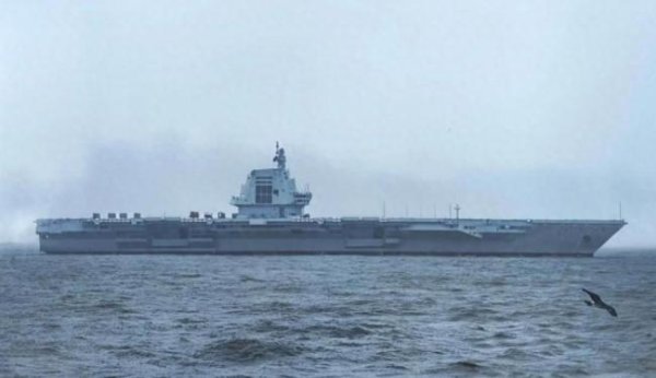 鼎坤策略 福建舰通过台湾海峡哪些细节值得关注 台军反应与区域动态